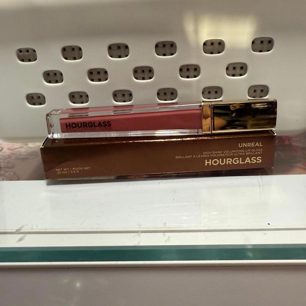 Hourglass High Shine Volumizing Lip Gloss